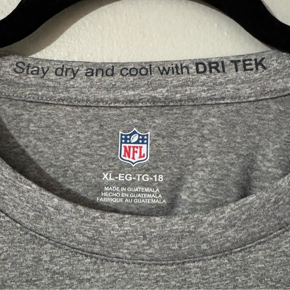 NFL Minnesota Vikings Dri-Tek Short Sleeve Shirt Youth XL or Women’s L - Picture 4 of 6